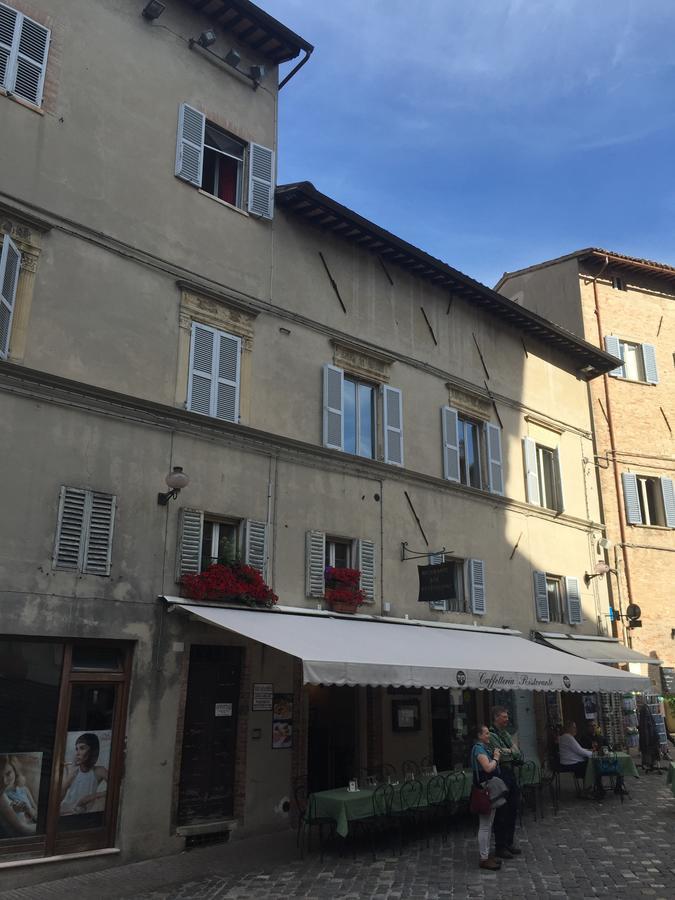 Il Cortegiano Hotell Urbino Eksteriør bilde