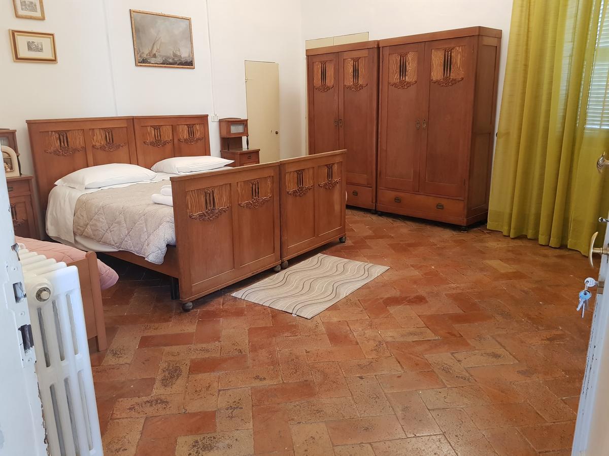 Il Cortegiano Hotell Urbino Eksteriør bilde